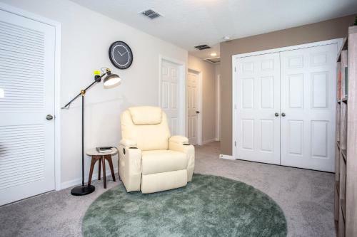 Marvelous 5 Bd Home W/ Pool And Surf Park @ Solara Resort