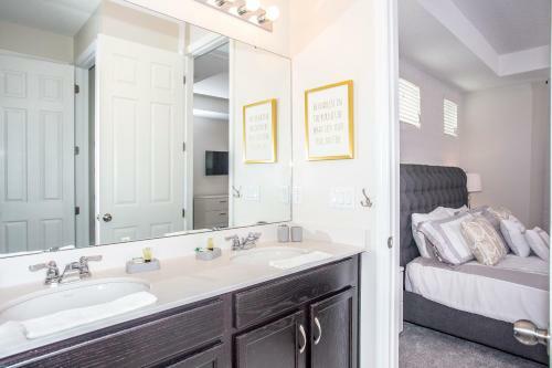 Marvelous 5 Bd Home W/ Pool And Surf Park @ Solara Resort