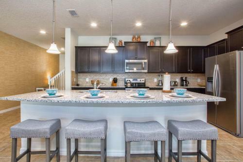 Windsor-4 Bed Townhouse W/splashpool-3812ww