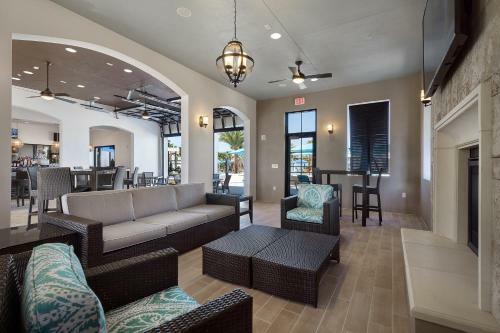 Windsor-4 Bed Townhouse W/splashpool-3812ww