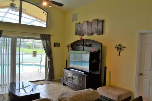 Kings Mobile Home Park Villa Sleeps 8 Pool Air Con