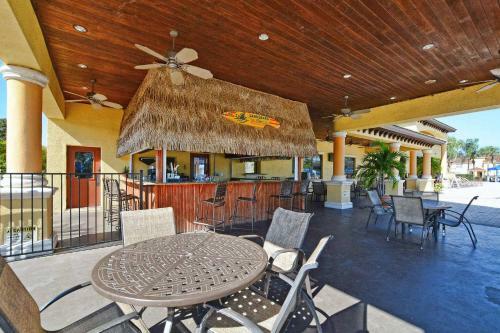 Villa Paradise Palms- 5 Bedroom Pool Home-3102pp