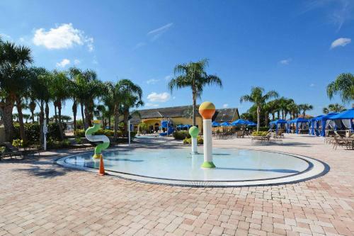 Villa Paradise Palms- 5 Bedroom Pool Home-3102pp