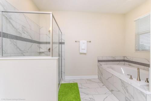 Bright & Sunny Champions Gate 8 Bedroom Villa Villa