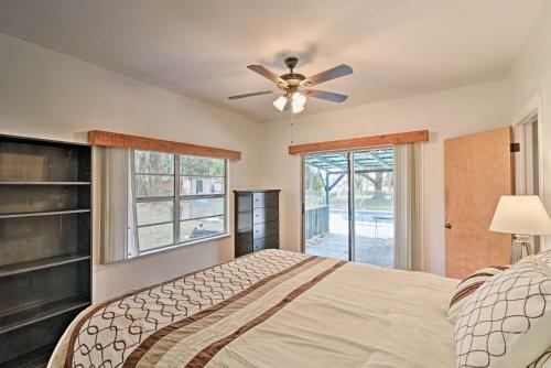 Lakefront Home With Private Pool, 13 Mi To Tampa
