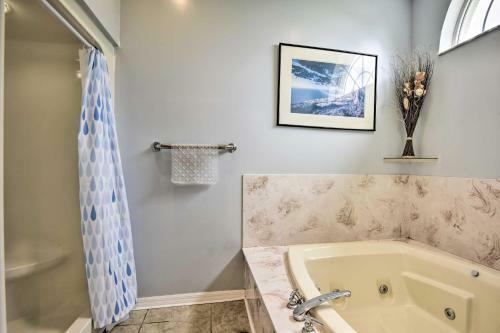 Cocoa Beach Paradise With Indoor And Outdoor Fun!