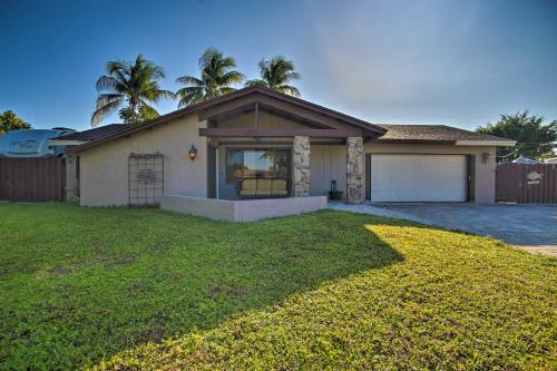 Updated Home With Pool Less Than 9 Mi To Pompano Beach!