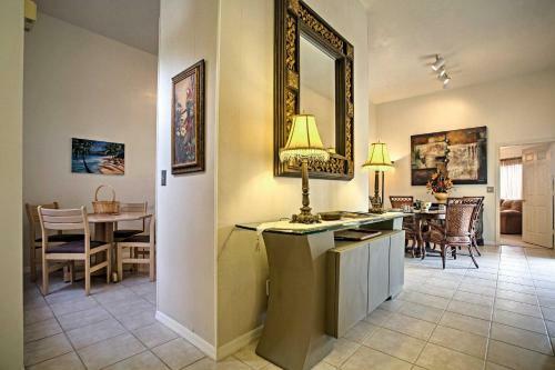 Apartamento Naples Villa With Pool Access About 1 Mi To Beaches!
