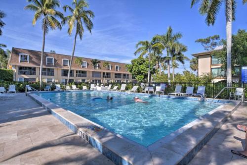 Apartamento Naples Condo With Pool - Walk To Dining And Beach