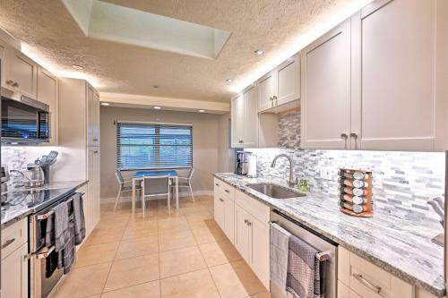 Naples Home With Pool About 1 Mi To Bluebill Beach!