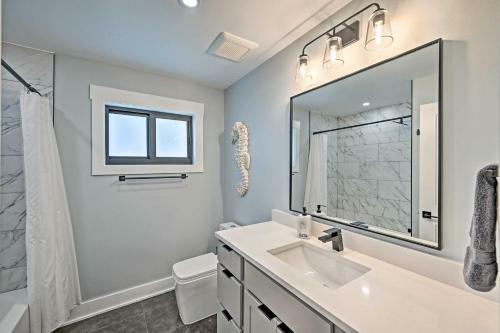 Chic Beach Home With Heated Pool 1 Mi To Ocean!