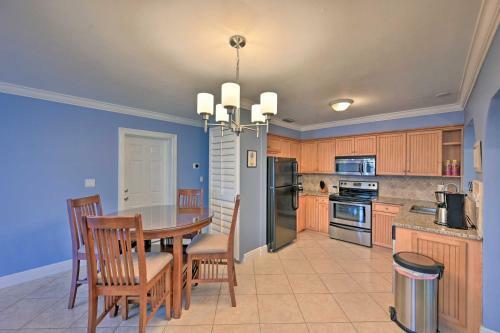 Quiet Naples Cottage With Patio Less Than 1 Mi To Beach