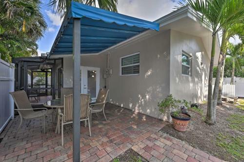 Quiet Naples Cottage With Patio Less Than 1 Mi To Beach