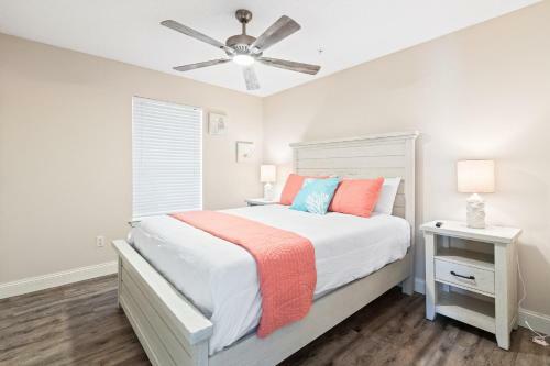 Sunset Harbour Villas 4-423