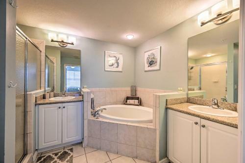 Luxury Golf Villa In Beautiful Lely Resort!