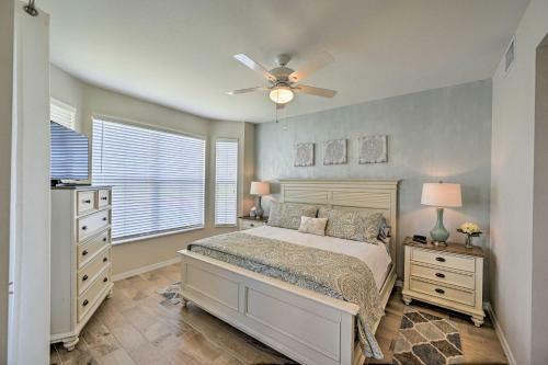 Luxury Golf Villa In Beautiful Lely Resort!