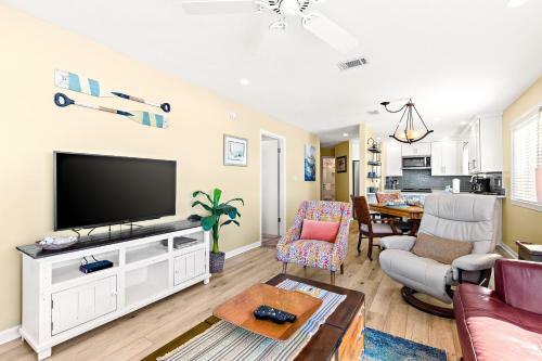 Sunset Harbour Palms 1