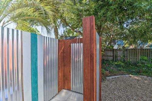 Renovated Home - Steps To New Smyrna Beach!