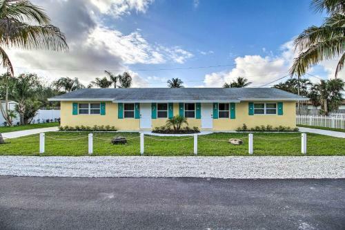 Stylish Updated Getaway 2 Mi To Swim And Shop!
