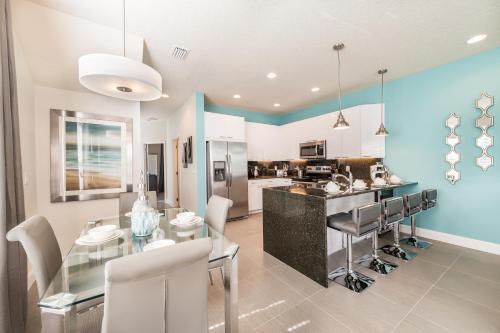 3 Bedroom Villa For 6 Guests, Disney Area