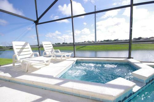2523 Indian Creek 5 Bedroom Villa