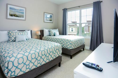 Dream Townhome With Balcony Summerville Su7576