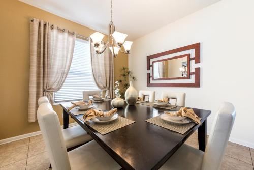 Villa Spacious 5 Bedroom Home At Windsor Hills Resort