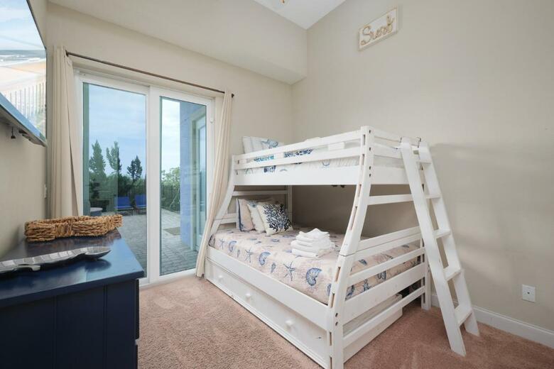 Sea Gem, 8 Bedrooms, Sleeps 16, Cinnamon Beach , Private Pool, Elevator