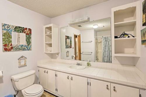Charming Panama City Home With Deck 1 Block To Beach