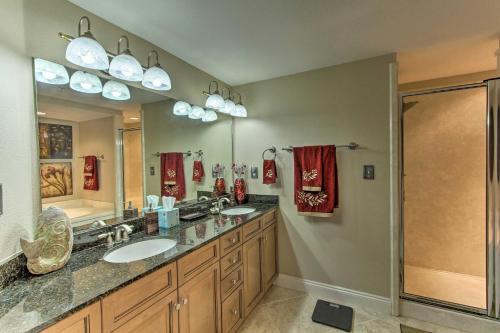 Apartamento Ornate Resort Condo With Pool Access, Water View