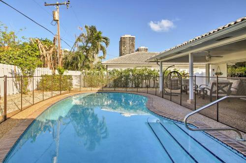Riviera Beach Home With Private Pool-1 Min To Coast!