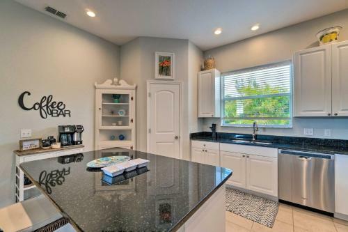 Port Charlotte Canalfront Home With Pool And Dry Bar!
