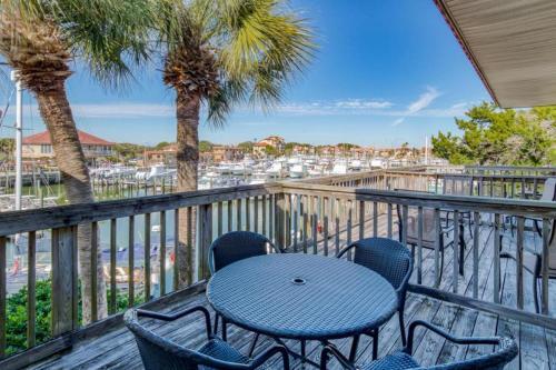 Posada Inn At Camachee Harbor View Suite 26