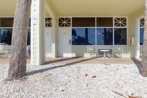Apartamento Sea Breeze, Studio 510, Beach Steps Away!+pool+wifi