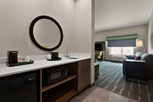 Hotel Hampton Inn & Suites Ruskin I-75, Fl