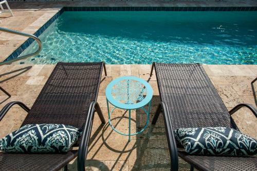 Seascape Family Beach Retreat