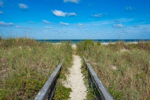 Seascape Family Beach Retreat