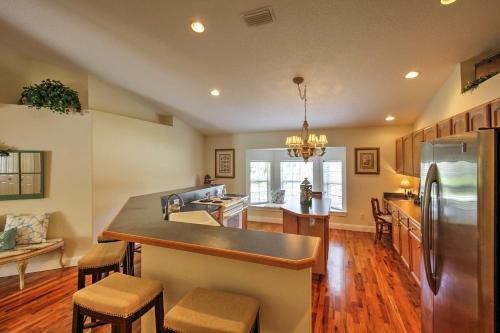 St Augustine House With Gas Grill - Walk To Beach!