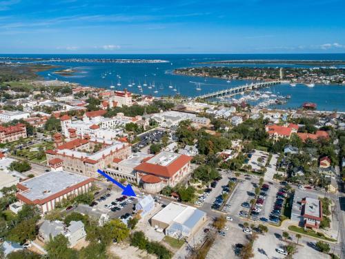 Updated Historic Home With 2 Units & Private Balcony Home
