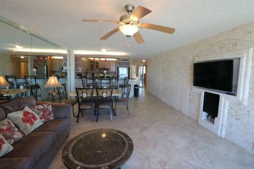 Apartamento Sand Dollar 2-405