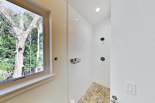 Charming Casa Nel Bosco - Walk To Eateries & Shops Home
