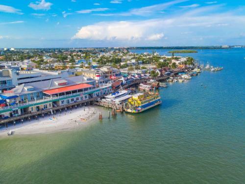 Apartamento Tropic Terrace #54 - Beachfront Rental Condo