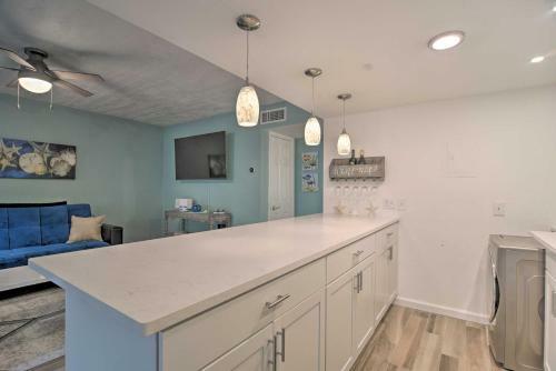 Apartamento Lavish St Pete Beach Escape With Pool Access!