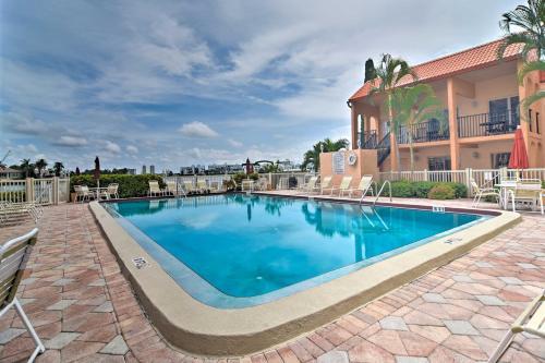 Apartamento Lavish St Pete Beach Escape With Pool Access!