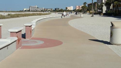 Apartamento Affordable Beach Condos -two Bed Condo With Full Kitchen Condo