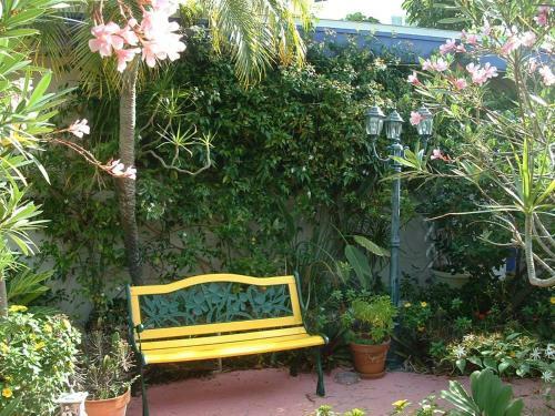 Apartamento Affordable Beach Condos - One Bed Budget With Full Kitchen Condo