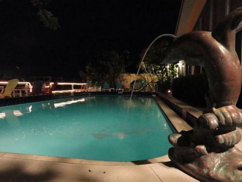 Apartamento Affordable Beach Condos - One Bed Budget With Full Kitchen Condo