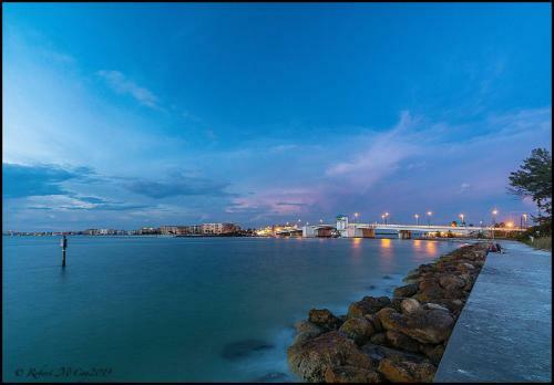 Apartamento Affordable Beach Condos - One Bed Budget With Full Kitchen Condo