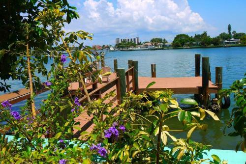 Apartamento Affordable Beach Condos - One Bed Budget With Full Kitchen Condo
