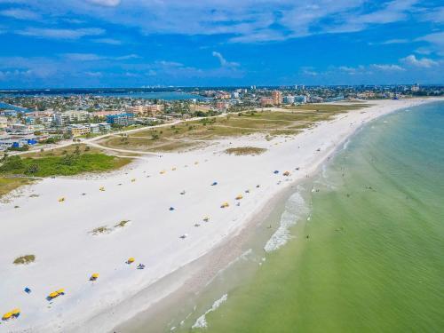 Apartamento Tropic Terrace #49 - Beachfront Rental Condo
